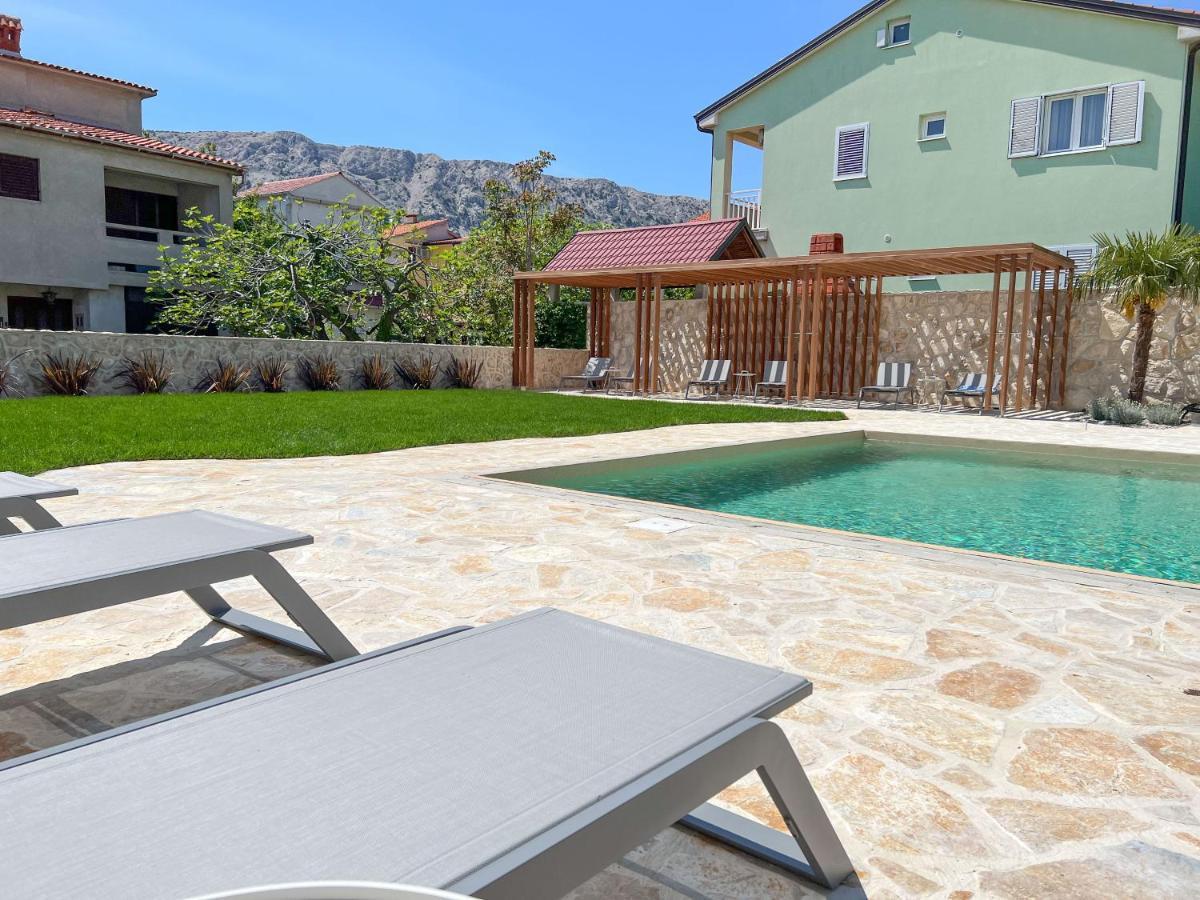 Apartment Baska Mit Poolarea - Krk, Kroatien Eksteriør bilde