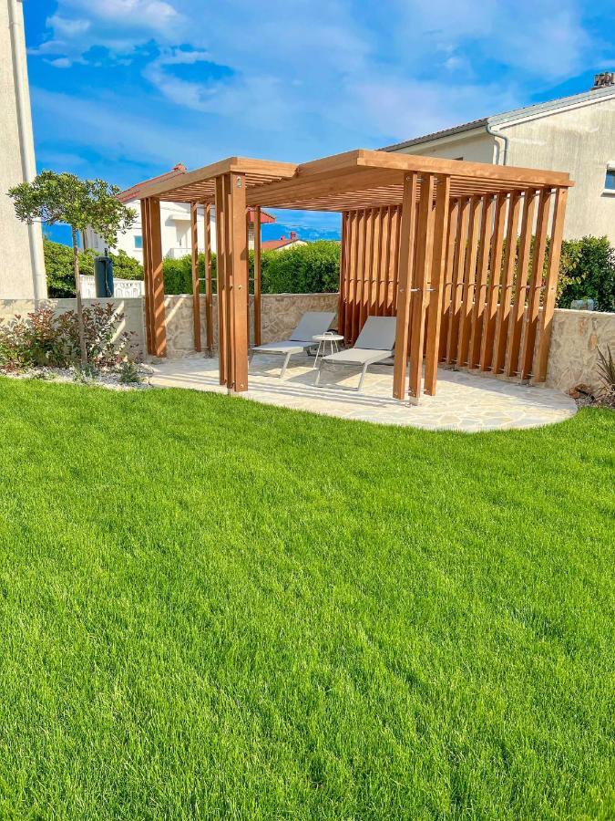 Apartment Baska Mit Poolarea - Krk, Kroatien Eksteriør bilde