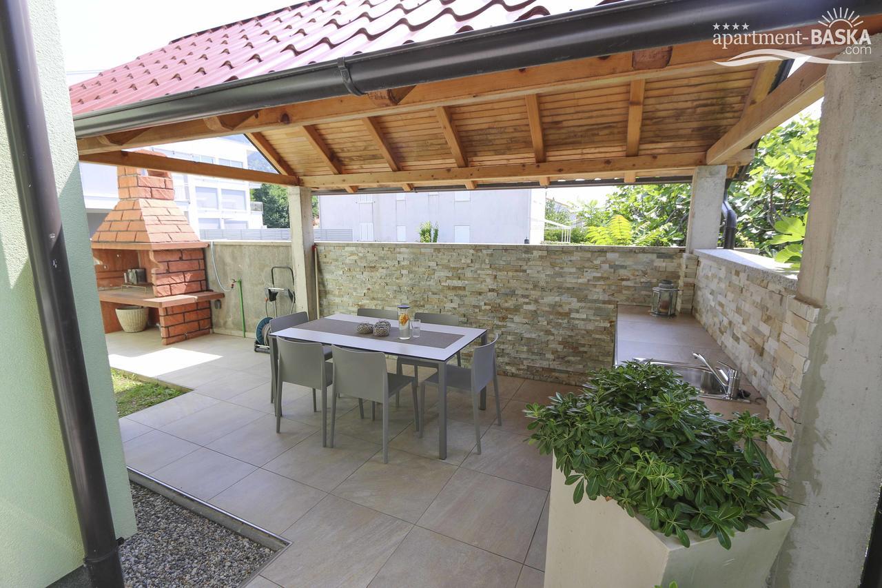 Apartment Baska Mit Poolarea - Krk, Kroatien Eksteriør bilde