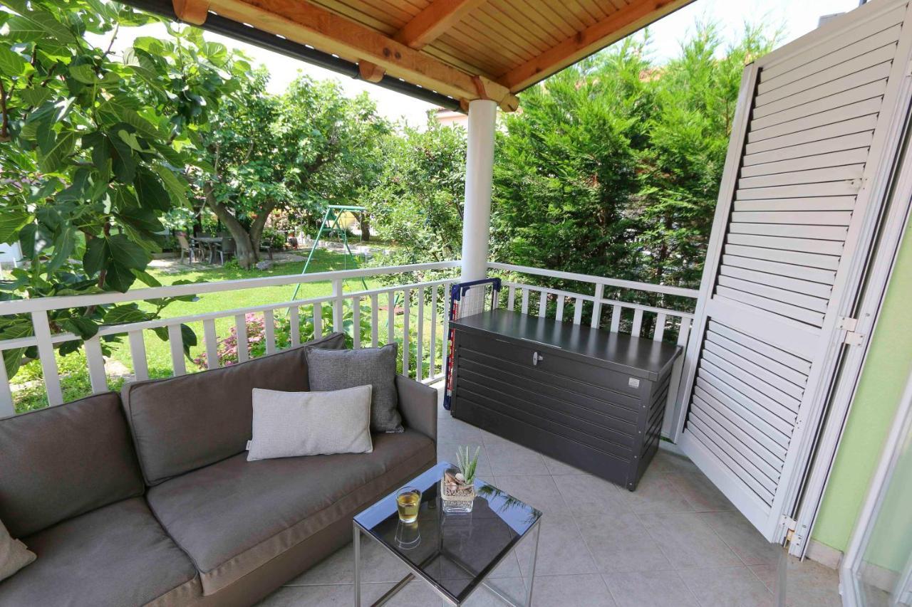 Apartment Baska Mit Poolarea - Krk, Kroatien Eksteriør bilde